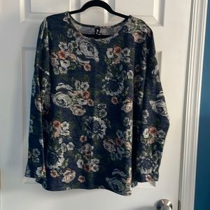 Agnes & Dora size XL dolman navy floral print
